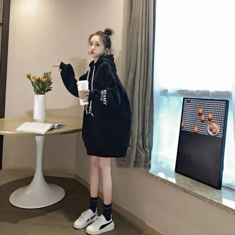 Streetwear Fleece Jurk Met Cap - Winter Clothing Drawing recensie en prijs